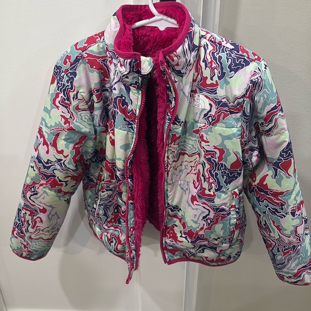 North face reversible fleece.  Tag not in…size 5ish.